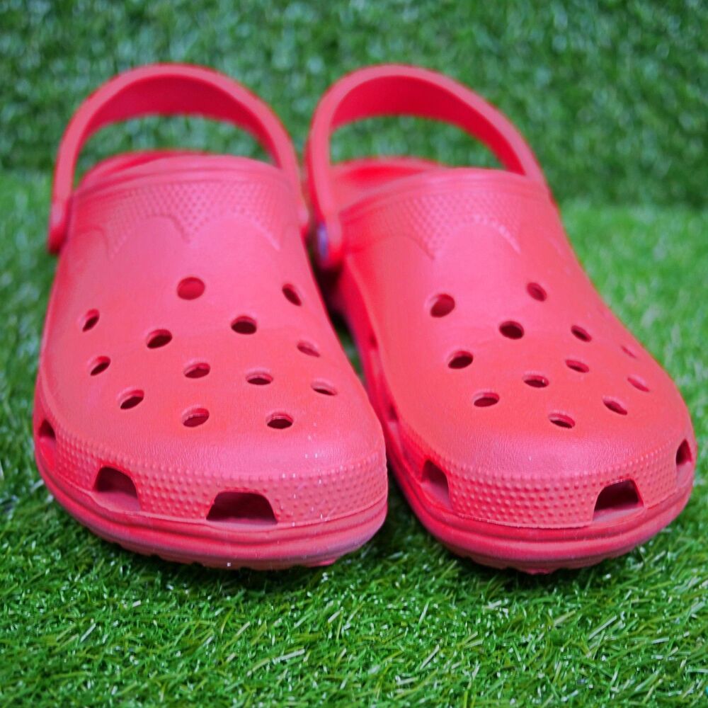 Crocs Classic Clogs - Varsity Red Colorway - Men's 8-9 (Large) Women's 10-11 - Picture 3 of 7